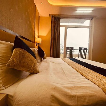 Hotel Royal Residency Манали Экстерьер фото