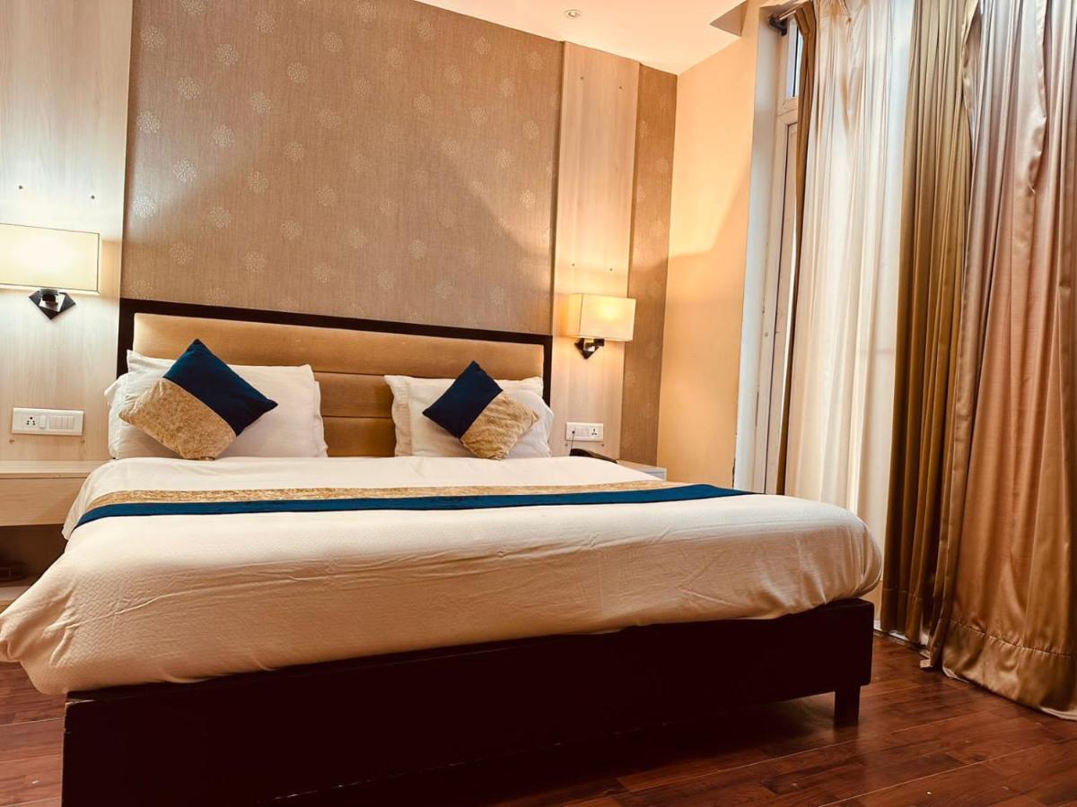 Hotel Royal Residency Манали Экстерьер фото