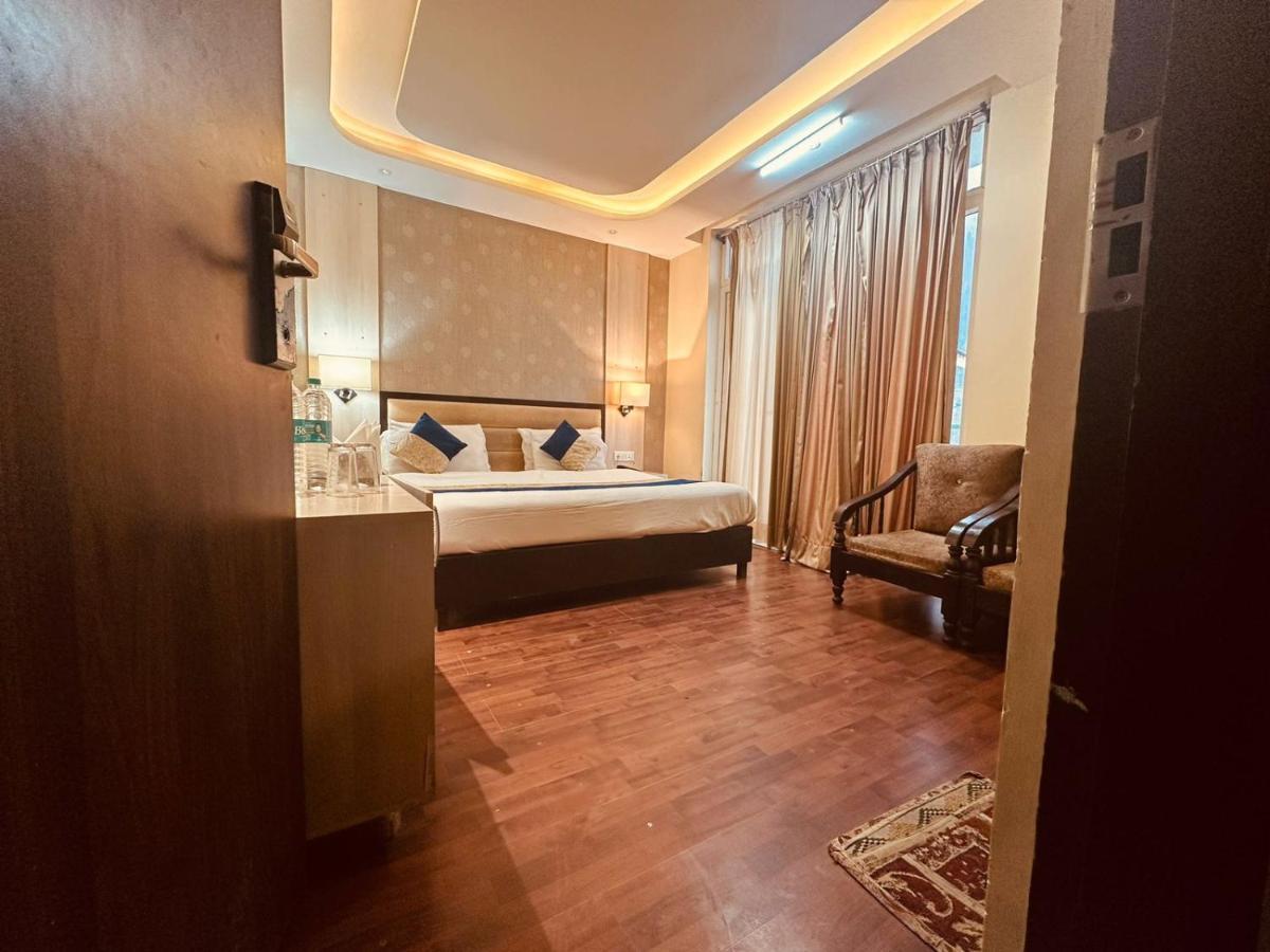 Hotel Royal Residency Манали Экстерьер фото