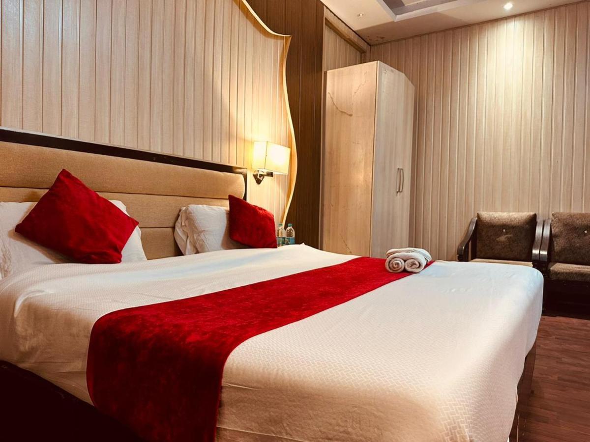 Hotel Royal Residency Манали Экстерьер фото