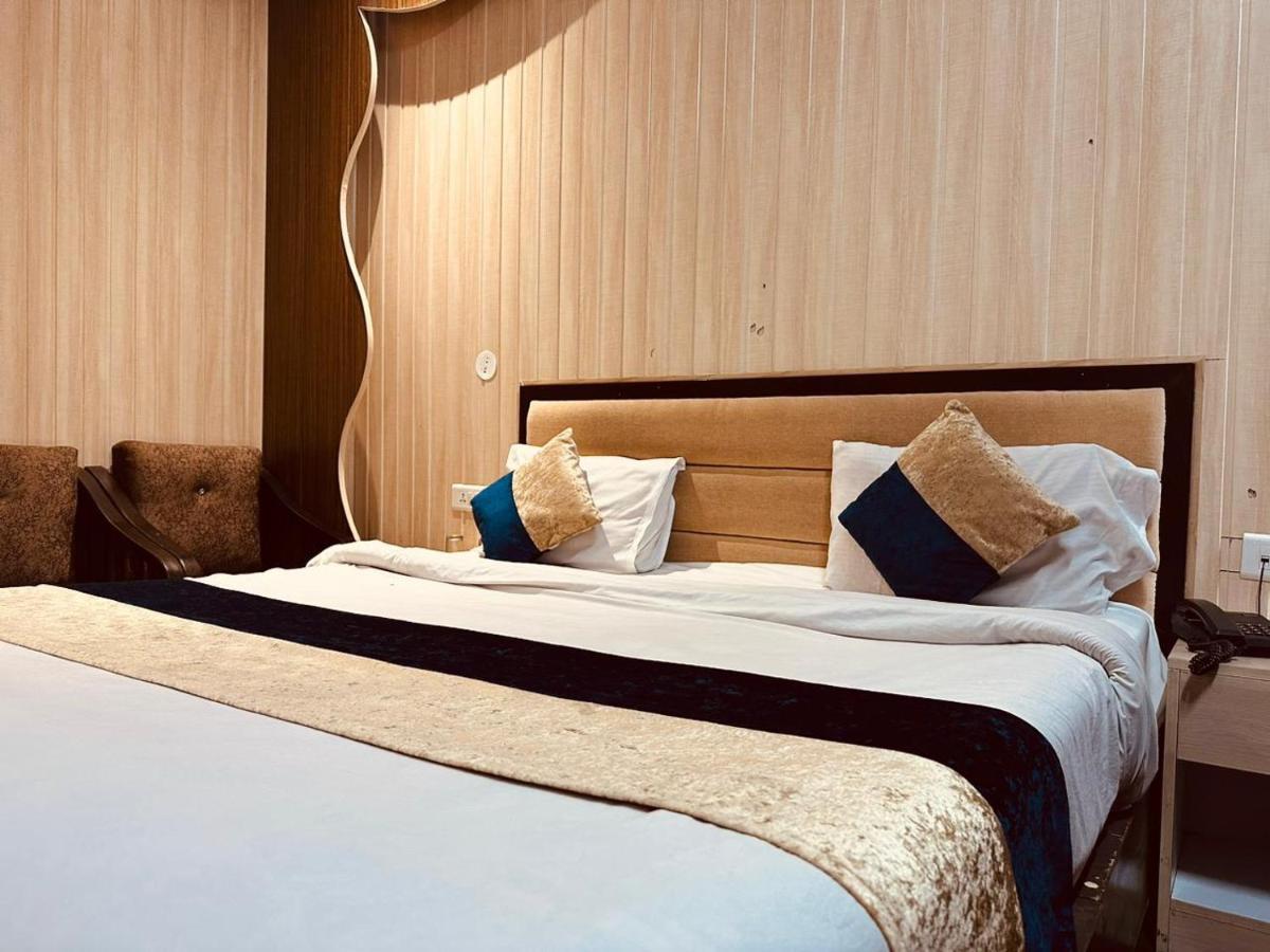 Hotel Royal Residency Манали Экстерьер фото